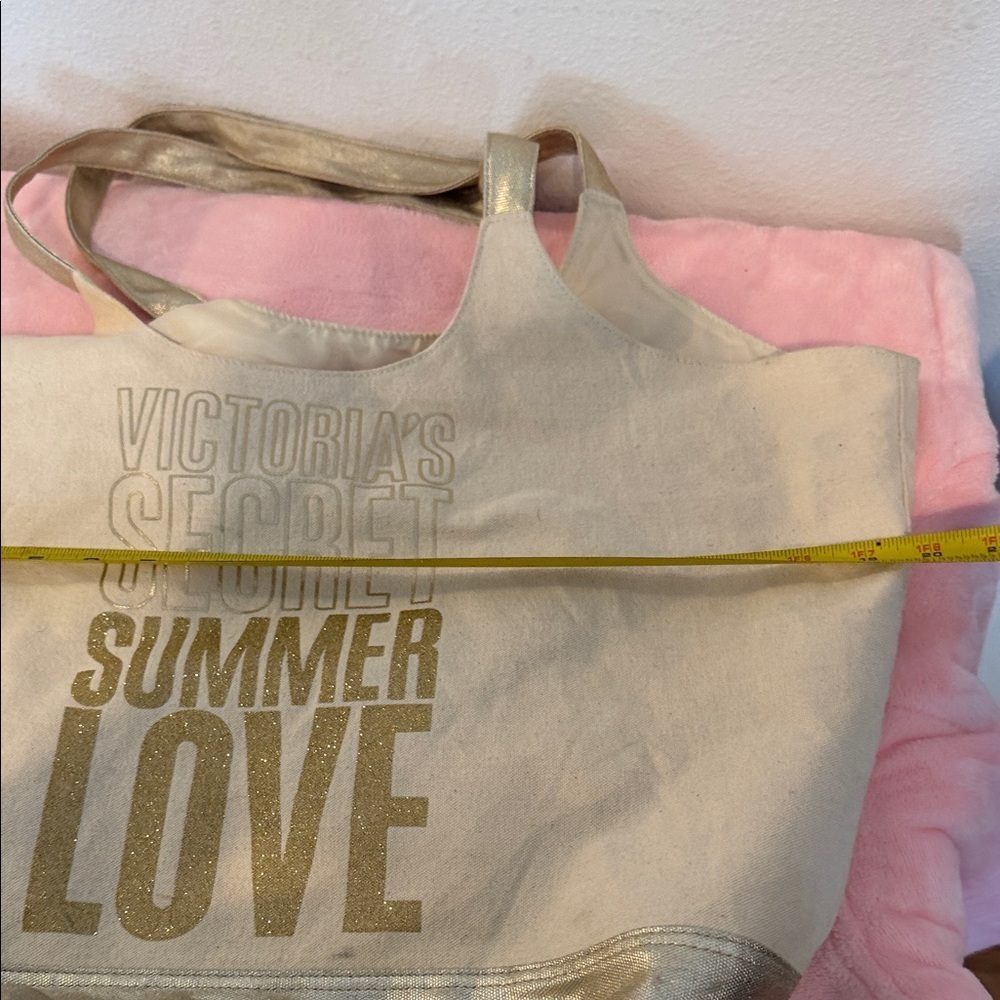 Victoria's Secret Gold Summer Love Tote - Picture 5 of 9